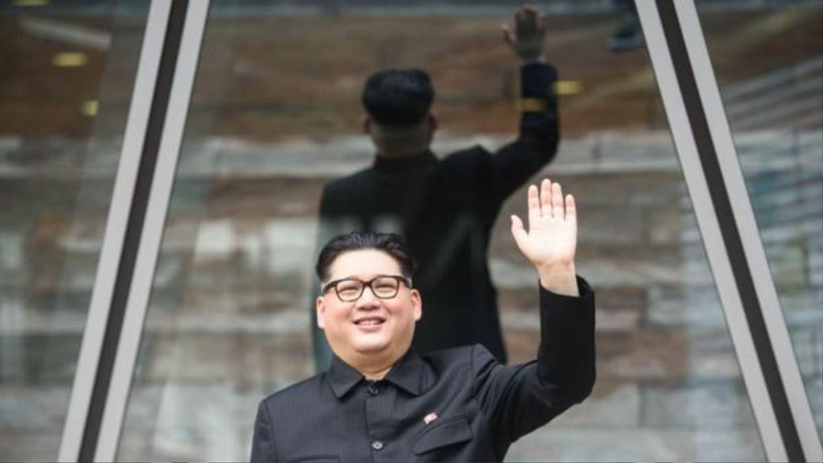 Thu nhập khó tin của cặp đôi có vẻ ngoài giống nhà lãnh đạo Kim Jong-un Ảnh 2