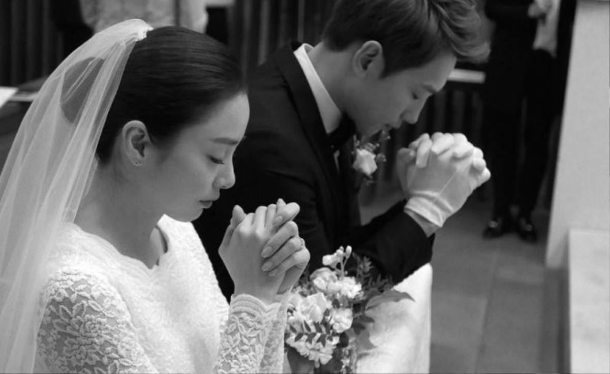 Trước loạt tin đồn hôn nhân lạnh nhạt, Bi Rain chia sẻ lý do không nhắc đến Kim Tae Hee và con gái trước công chúng Ảnh 1