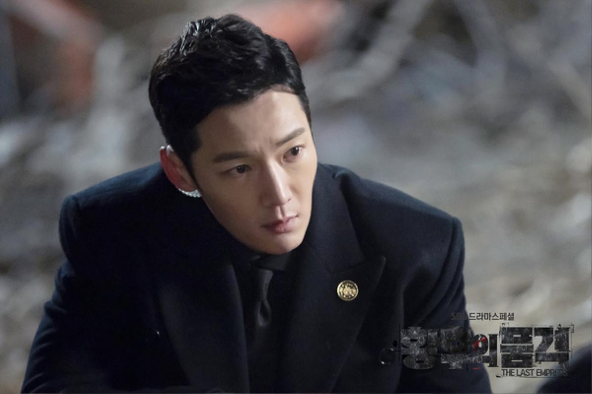 'Hoàng hậu cuối cùng' tập 25: Đến chết vẫn không lộ mặt, Choi Jin Hyuk đứng đầu top tìm kiến tại Hàn Ảnh 7