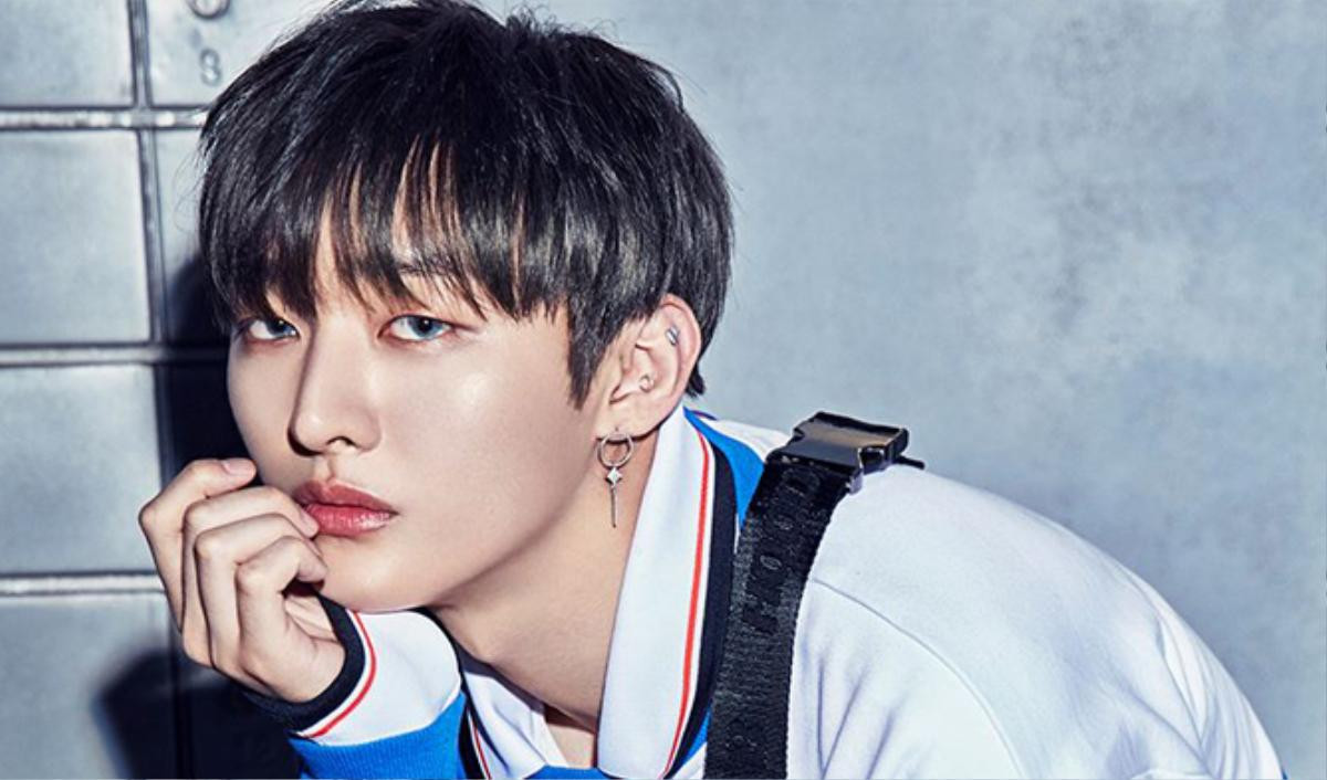 Cựu trưởng nhóm Yoon Jisung (WANNA ONE): 'Bọn tôi nói chuyện với nhau mỗi ngày từ lúc tan rã' Ảnh 1