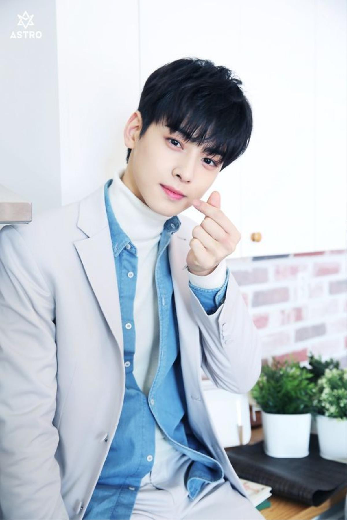 Fan bênh vực về cân nặng của Cha Eunwoo (ASTRO) và tạo ra nhân vật trong game y hệt Ảnh 4