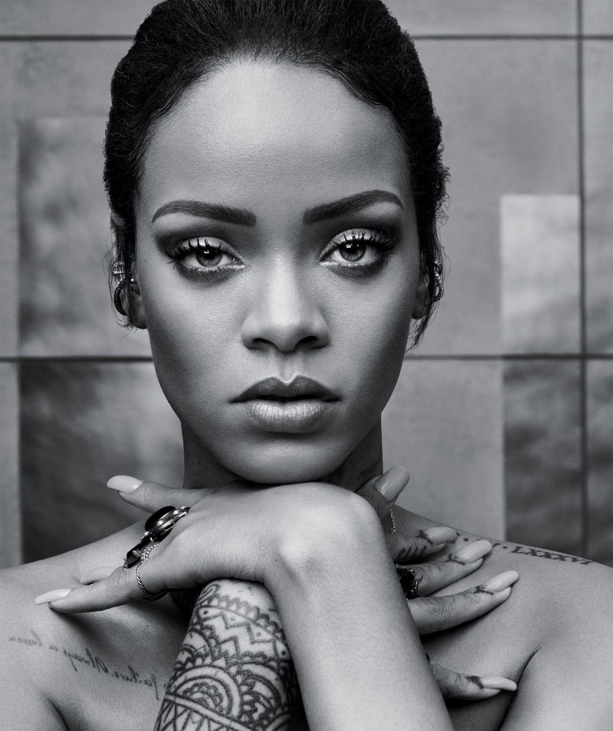 Thổi nến mừng sinh nhật người con gái 'không bao giờ ngoan' của Hollywood: Rihanna Ảnh 2