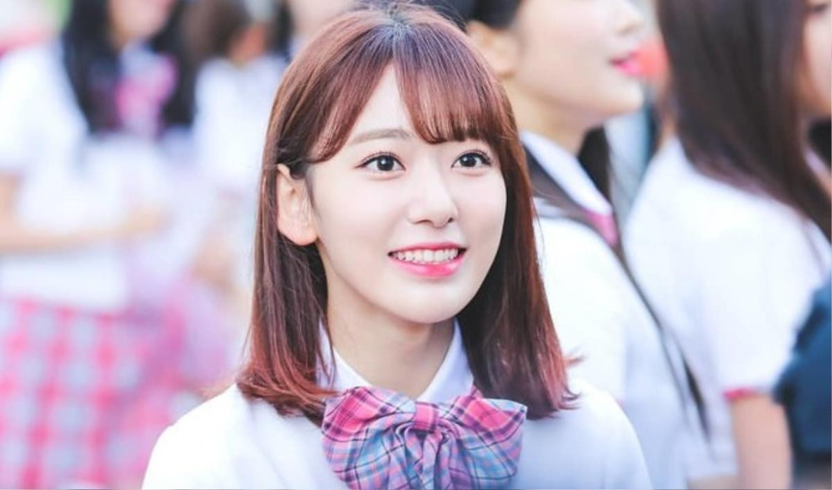 'Nữ thần hoa anh đào' Miyawaki Sakura (IZ*ONE) ước ao một lần được gặp Kim Soo Hyun và Lee Seung Gi Ảnh 1