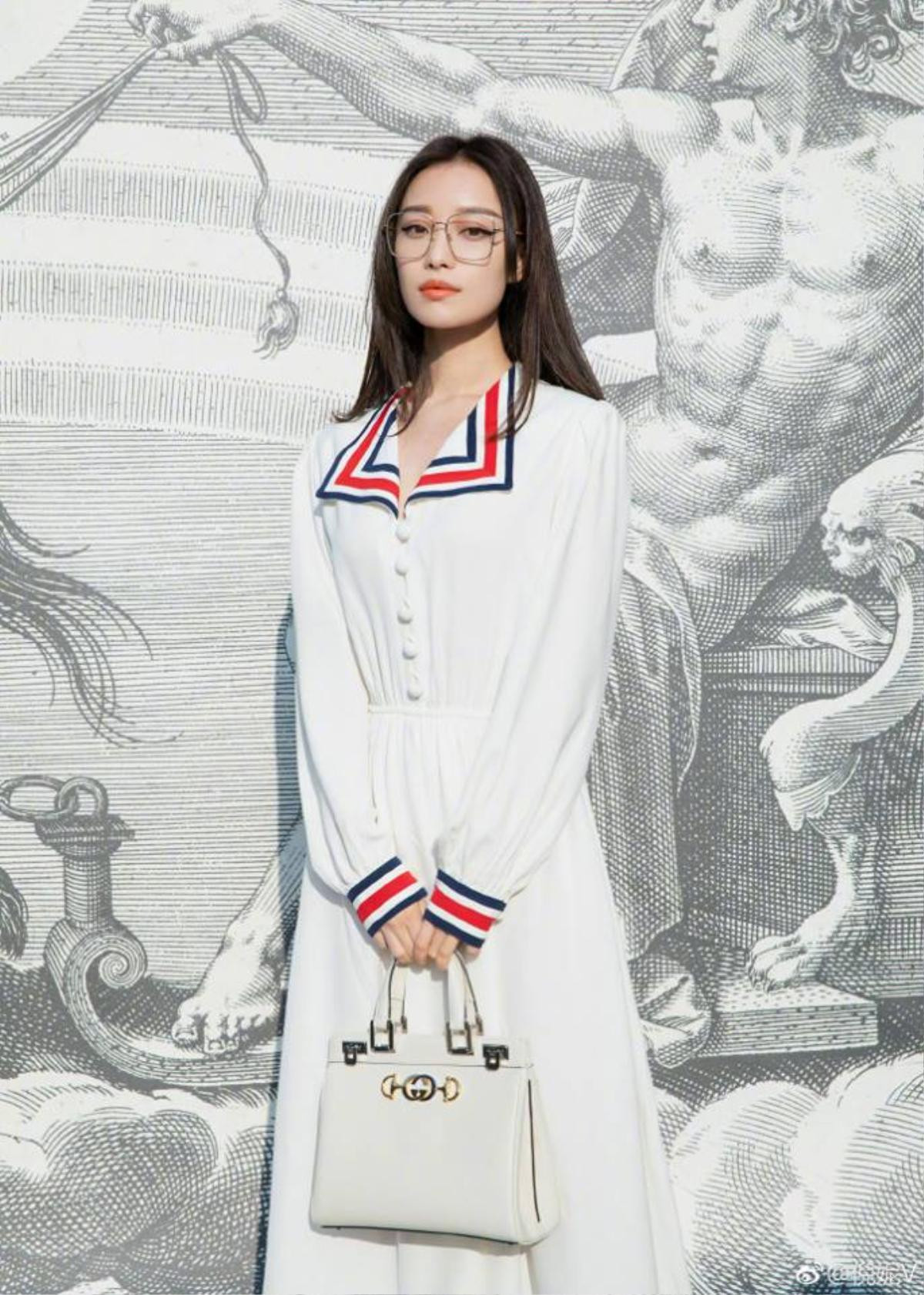 Sởn gai ốc vì người mẫu đeo mặt nạ kì bí trong show Gucci Thu/Đông 2019 Ảnh 2