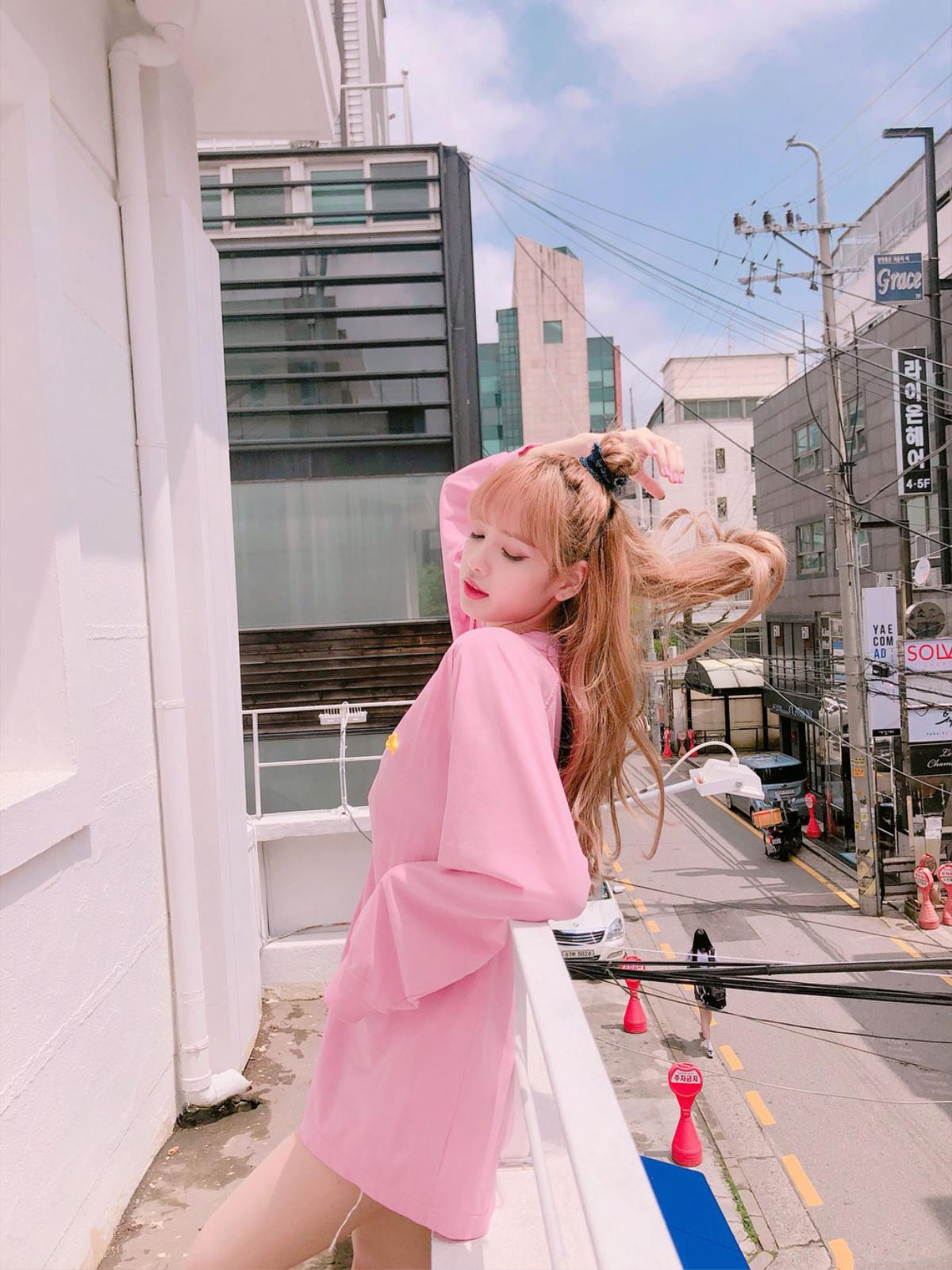 Lisa (Black Pink) và cách mix đồ cực đơn giản nhưng vẫn được 'triệu like' trên Instagram Ảnh 6