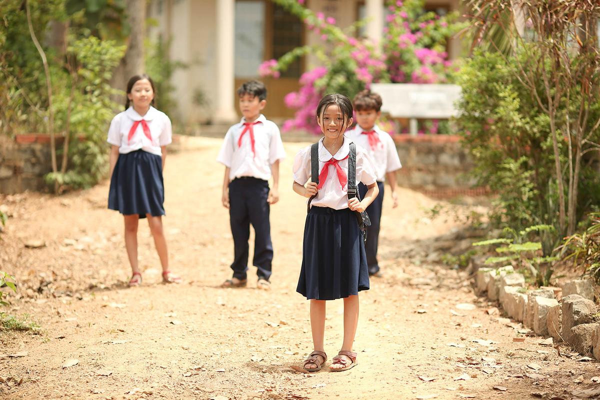 Vì chị là 'Hai Phượng' nên ngôi nữ hoàng phòng vé không thoát khỏi tay chị: 135 tỷ đồng sau 2 tuần chiếu Ảnh 5