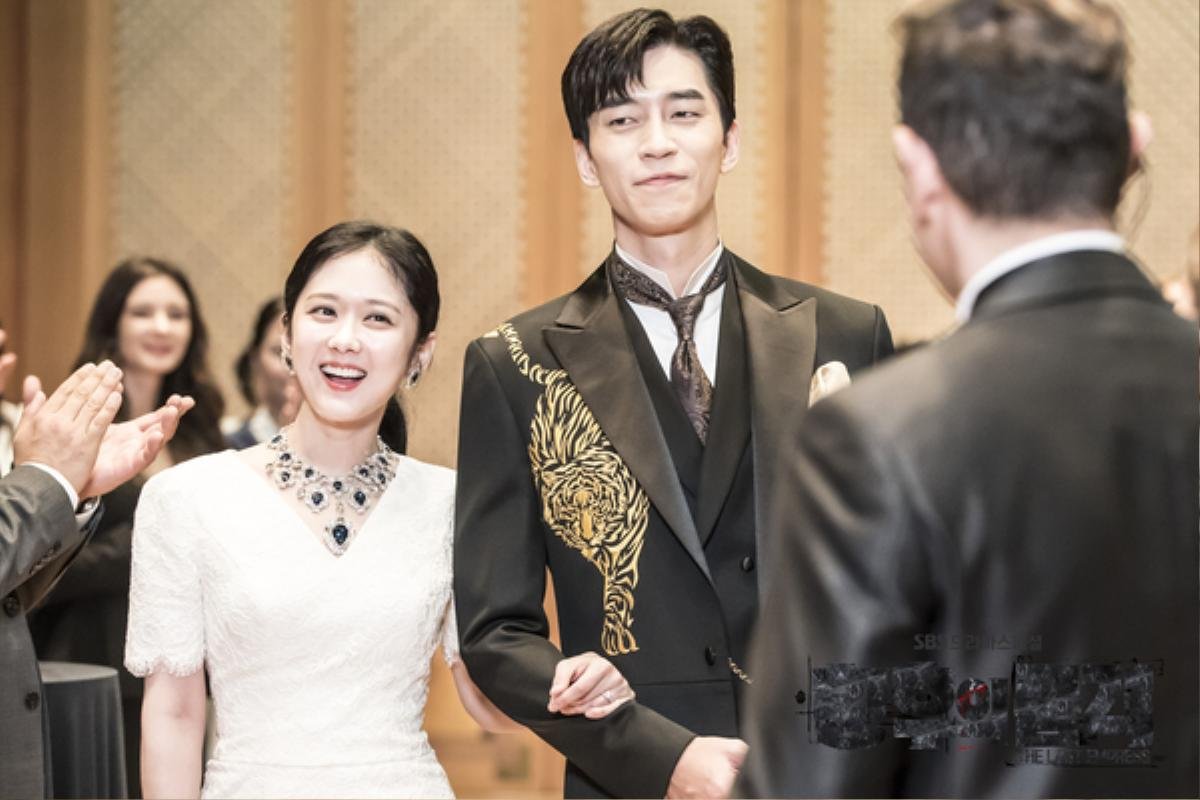 'Hoàng hậu cuối cùng': Nhìn lại 80 khoảnh khắc đẹp của Jang Nara - Shin Sung Rok trong 26 tập phim Ảnh 18