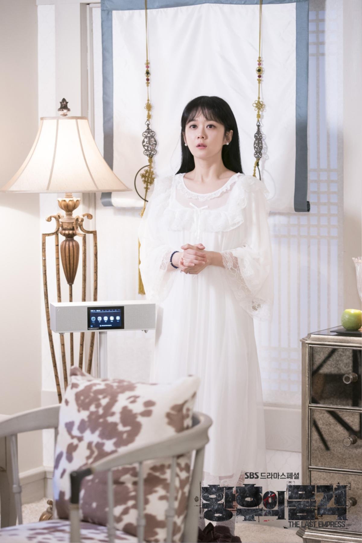 'Hoàng hậu cuối cùng': Nhìn lại 80 khoảnh khắc đẹp của Jang Nara - Shin Sung Rok trong 26 tập phim Ảnh 24