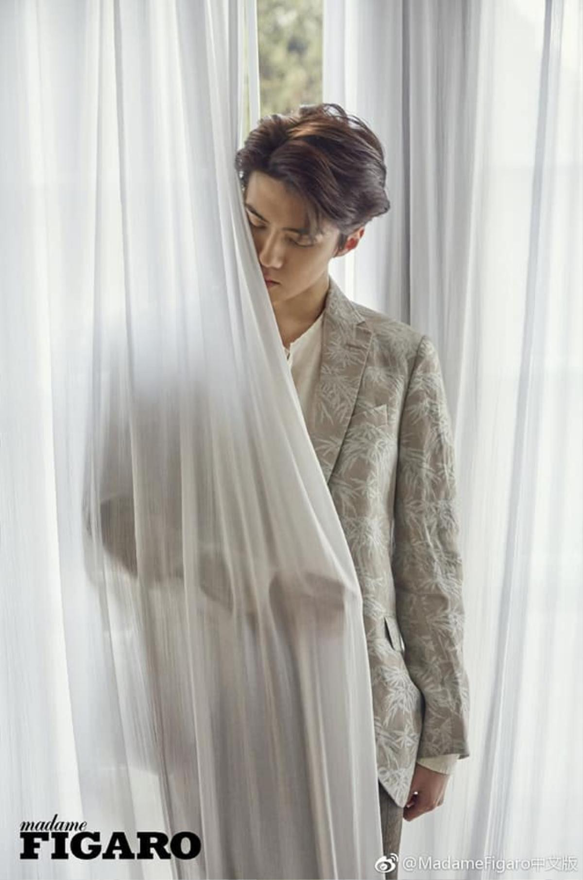 Tạp chí có hình Sehun liên tục cháy hàng dù đã tái bản, stylist tiết lộ đã chờ anh ấy đến nửa năm Ảnh 7