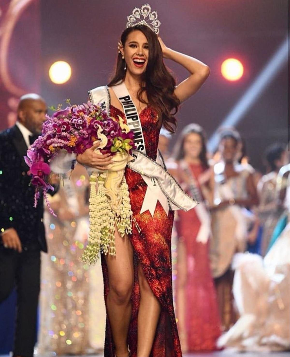 Hoa hậu Hoàn vũ Catriona Gray chấp nhận 'hy sinh' tình cảm, chỉ để đổi lấy điều thiêng liêng này! Ảnh 3