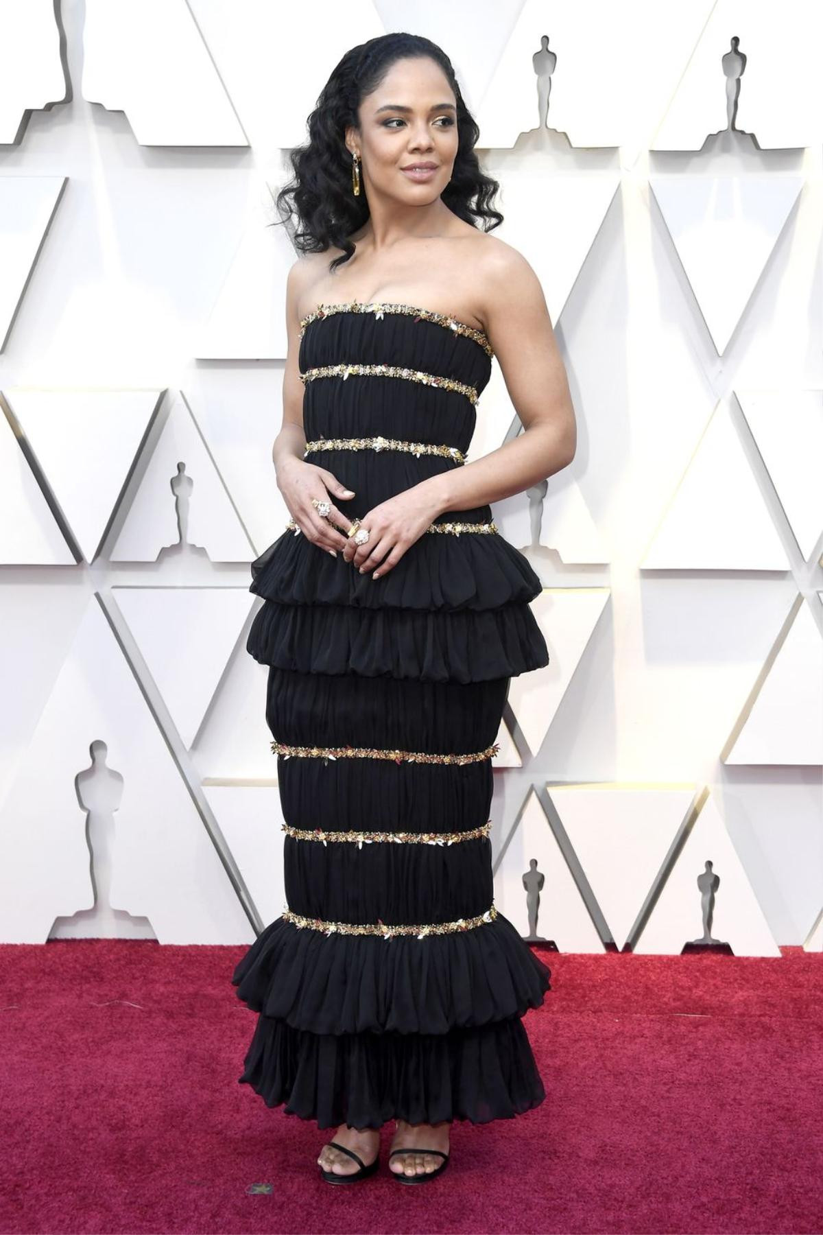 10 chiếc đầm dạ hội trở thành 'linh hồn' của thảm đỏ Oscars 2019 Ảnh 11