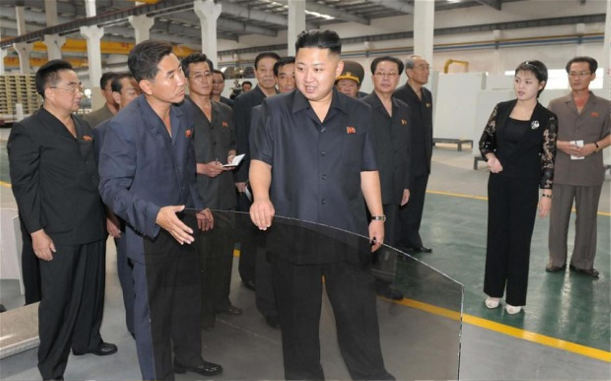 Gu thời trang 'độc nhất vô nhị' của nhà lãnh đạo Triều Tiên Kim Jong Un Ảnh 8