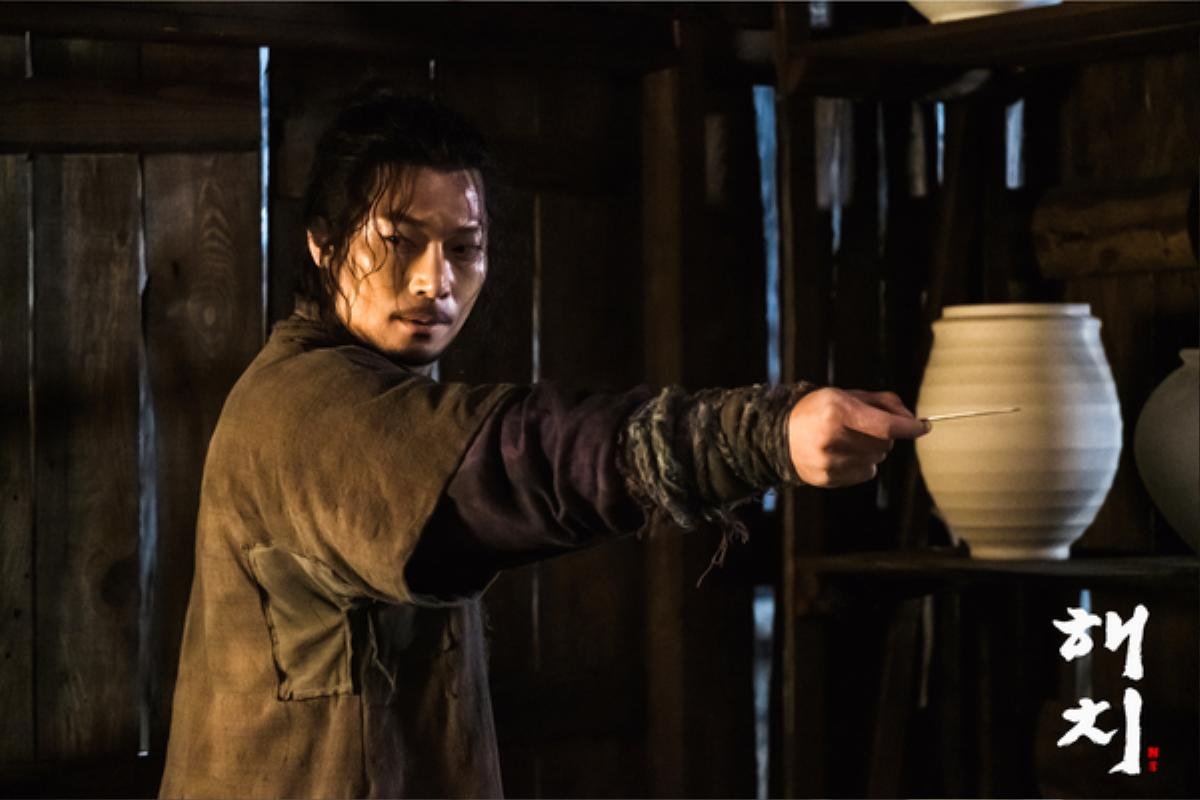 'Haechi' tập 5: Đối đầu với Go Ara, Hoàng tử Jung Il Woo đã có 2 vợ, tình yêu của họ sẽ diễn ra thế nào? Ảnh 42