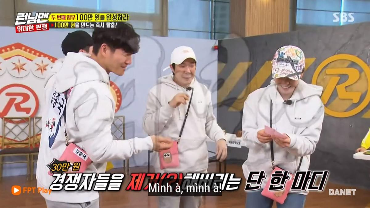 Running Man 440: Kim Jong Kook 'cầu hôn' Song Ji Hyo và cái kết bất ngờ! Ảnh 10