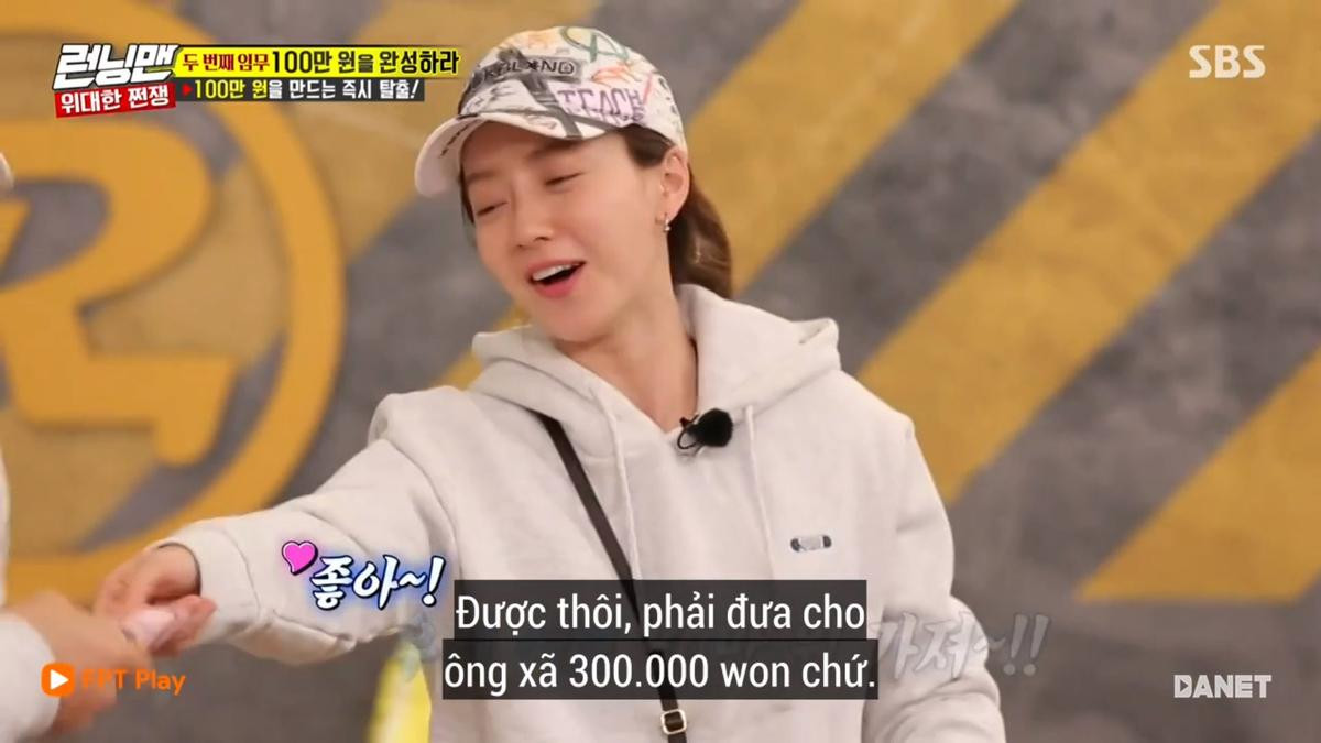 Running Man 440: Kim Jong Kook 'cầu hôn' Song Ji Hyo và cái kết bất ngờ! Ảnh 11