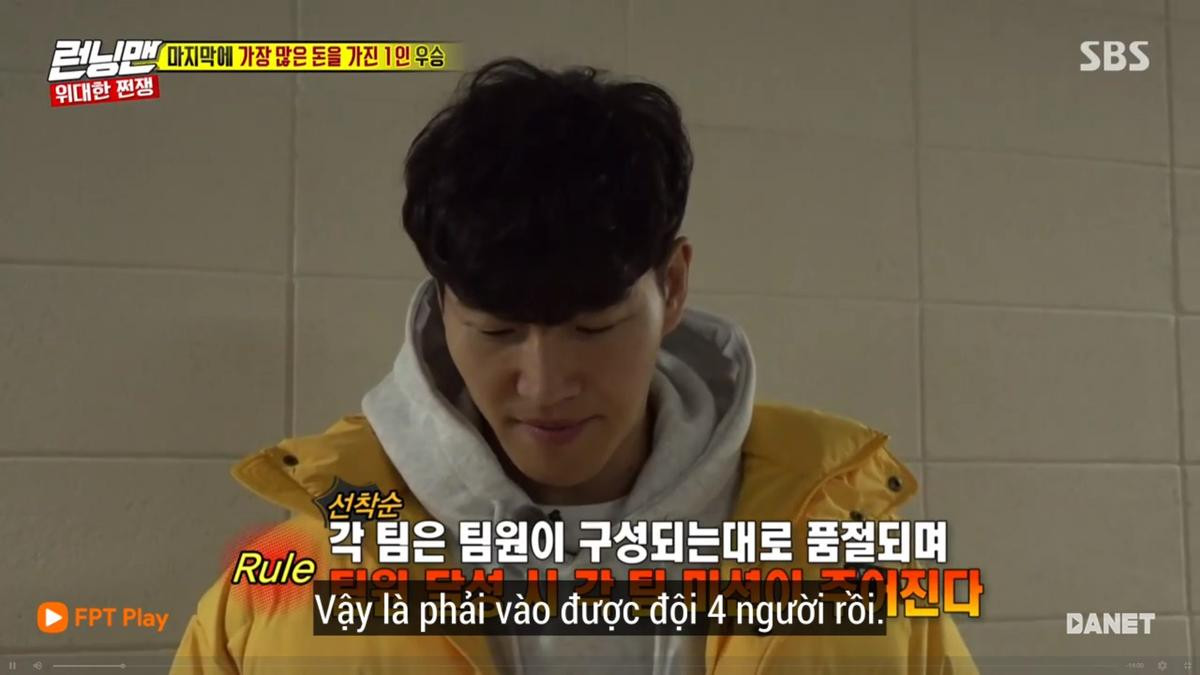 Running Man 440: Kim Jong Kook 'cầu hôn' Song Ji Hyo và cái kết bất ngờ! Ảnh 4