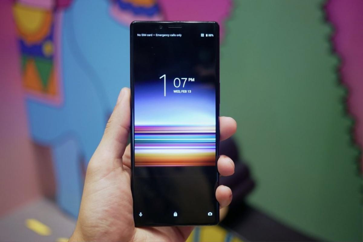 Sony giới thiệu smartphone ‘cao nghều’ với màn hình OLED 4K đầu tiên trên thế giới Ảnh 1