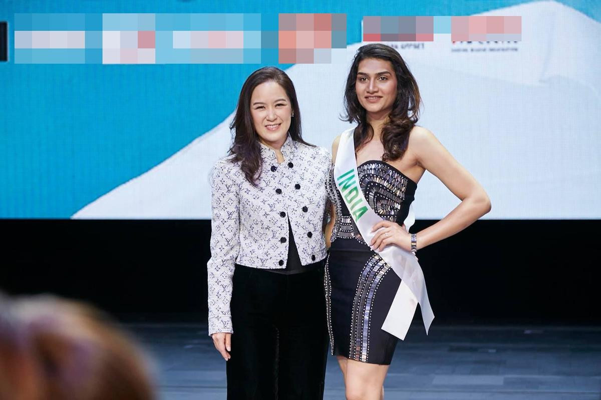 Diện váy 3D ngọt ngào, Nhật Hà xinh đẹp ghi điểm bên bà chủ tịch Miss International Queen 2019 Ảnh 8