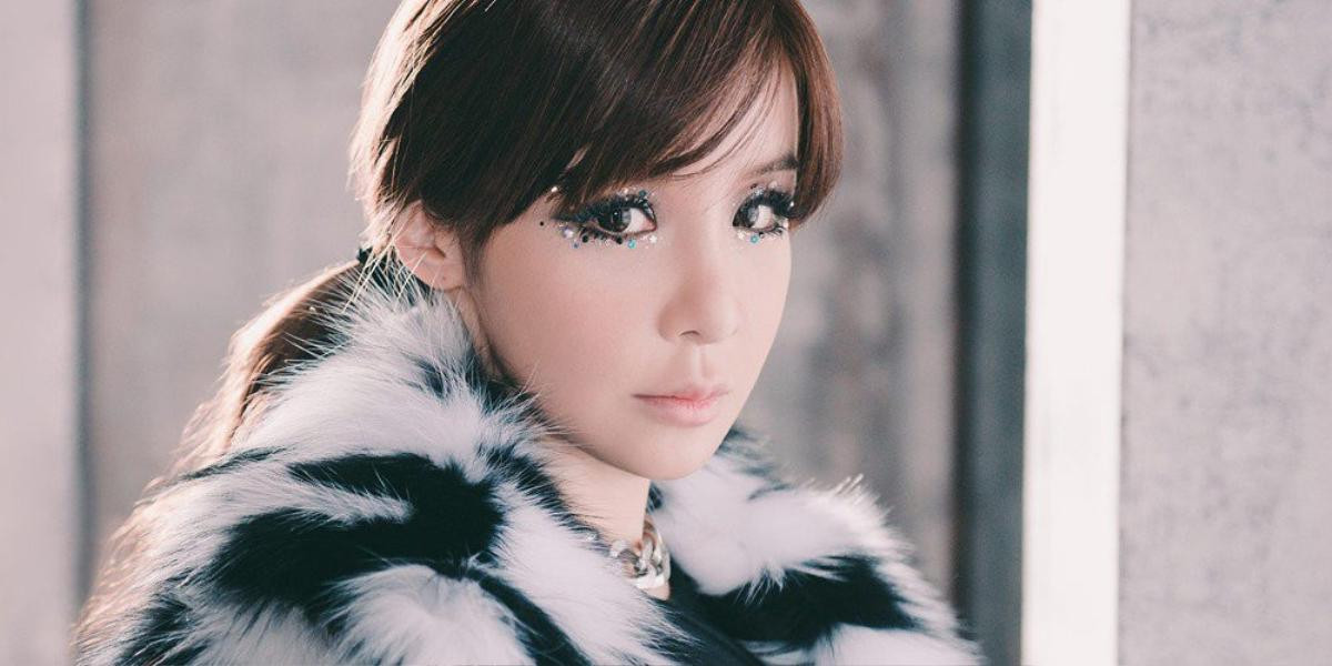 Park Bom ấn định ngày comeback, Kpop tháng 3 'nóng' hơn bao giờ hết! Ảnh 1