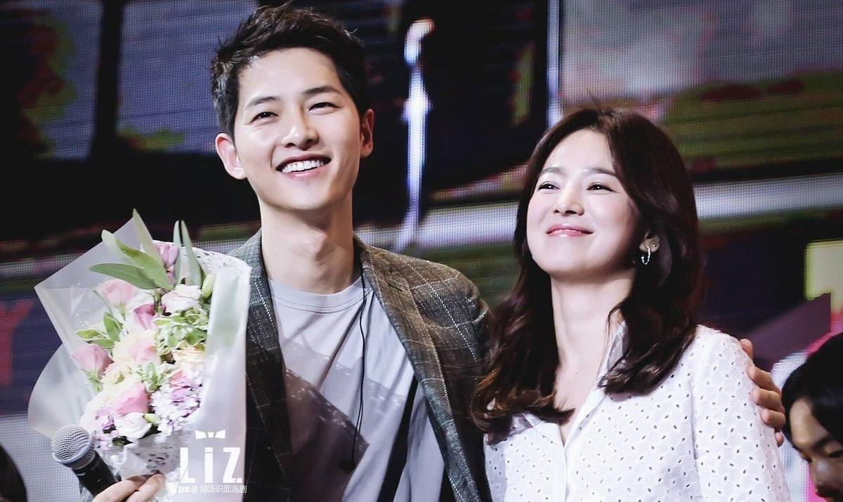 Tại sao chỉ mới 2 năm kết hôn, Song Joong Ki và Song Hye Kyo đã đối mặt với tin đồn ly hôn? Ảnh 8