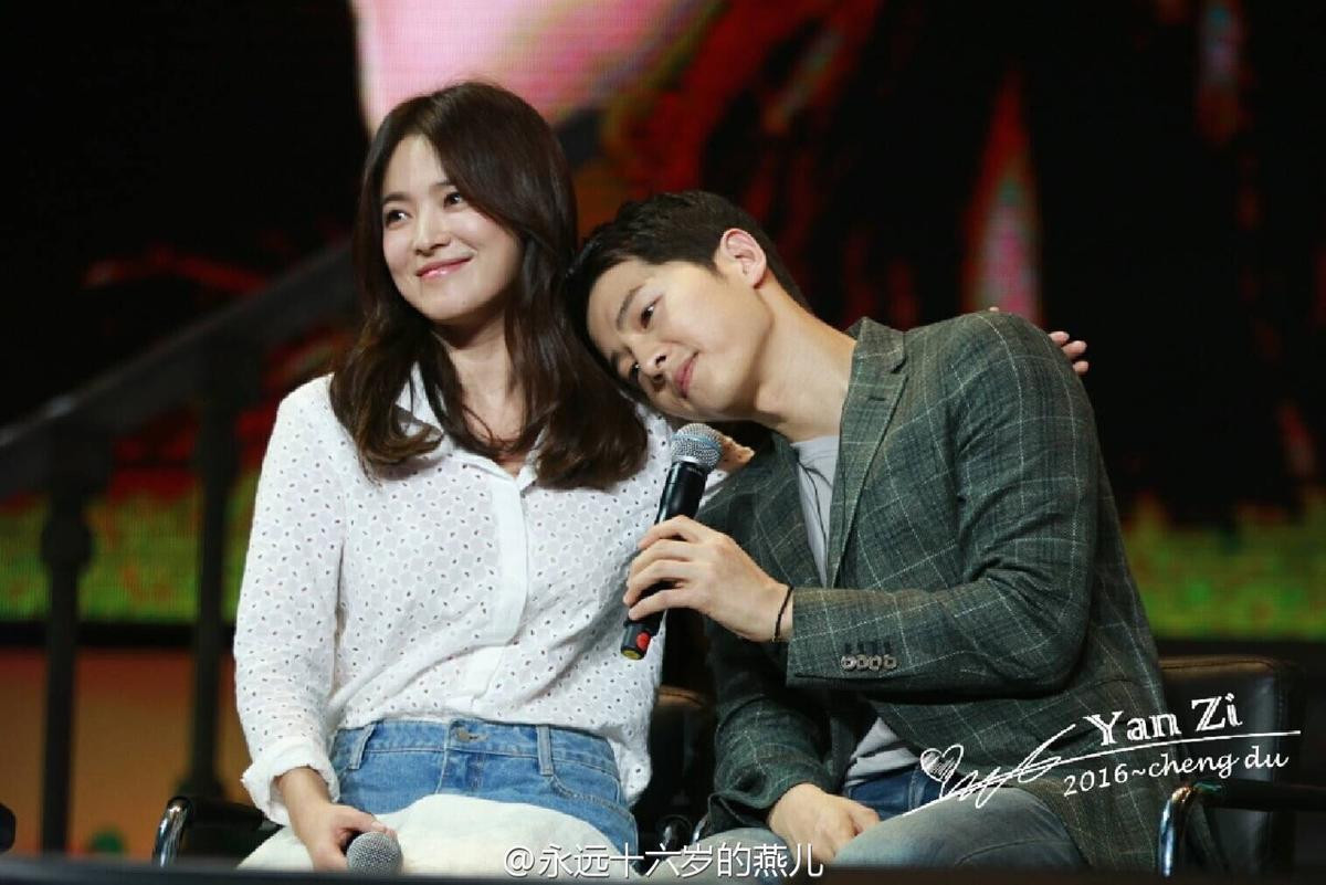 Tại sao chỉ mới 2 năm kết hôn, Song Joong Ki và Song Hye Kyo đã đối mặt với tin đồn ly hôn? Ảnh 7