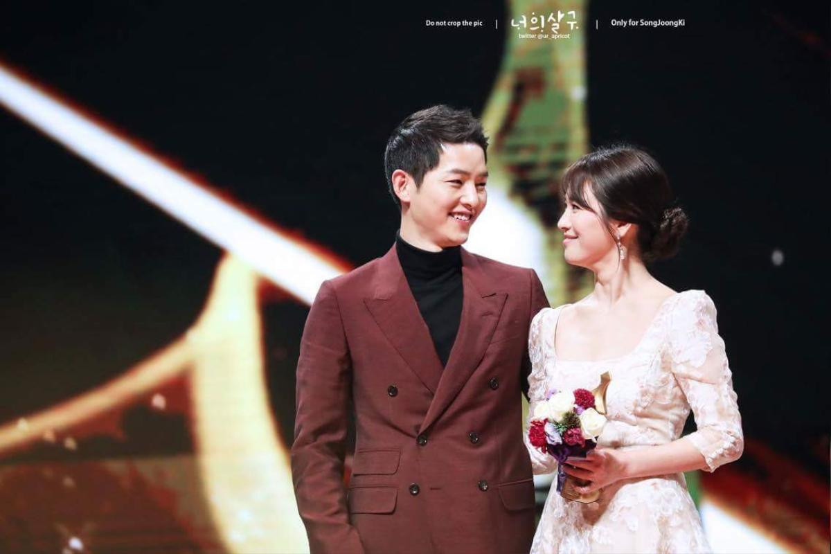 Tại sao chỉ mới 2 năm kết hôn, Song Joong Ki và Song Hye Kyo đã đối mặt với tin đồn ly hôn? Ảnh 6