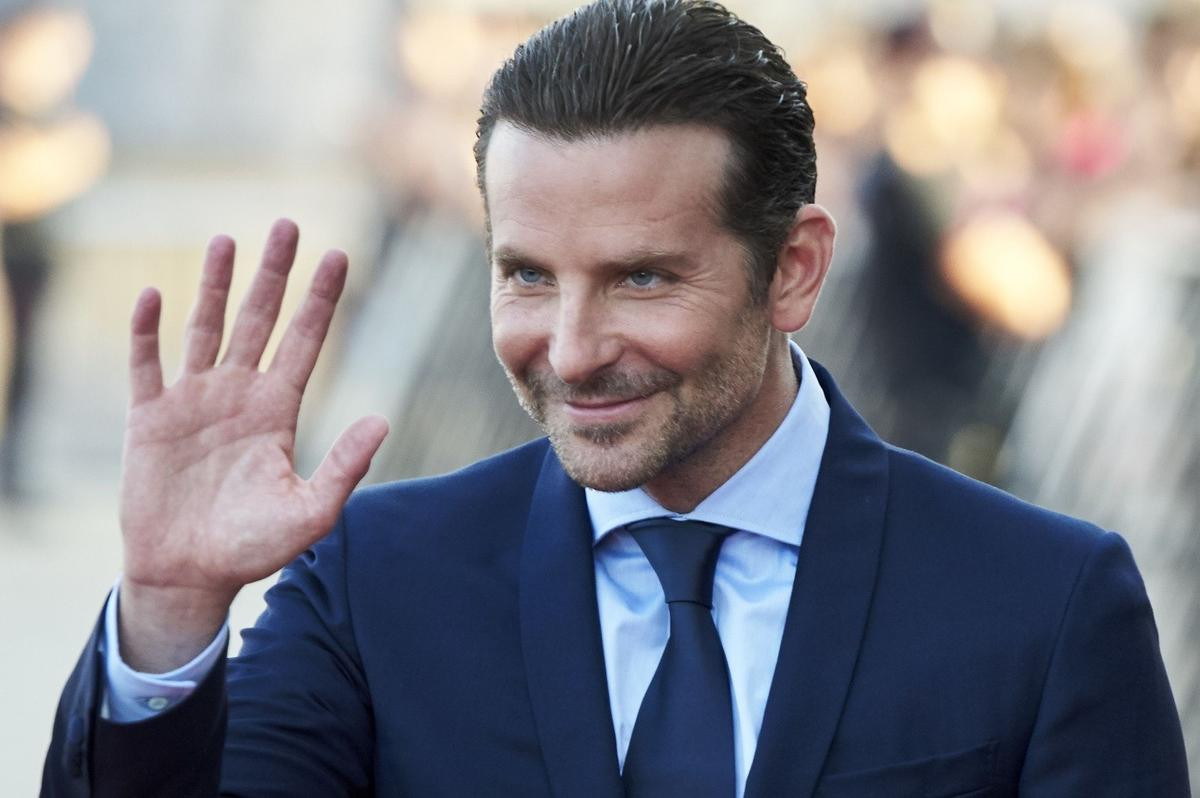 Hụt Oscar nhưng Bradley Cooper vẫn giàu nứt vách nhờ có 'A Star Is Born' Ảnh 1