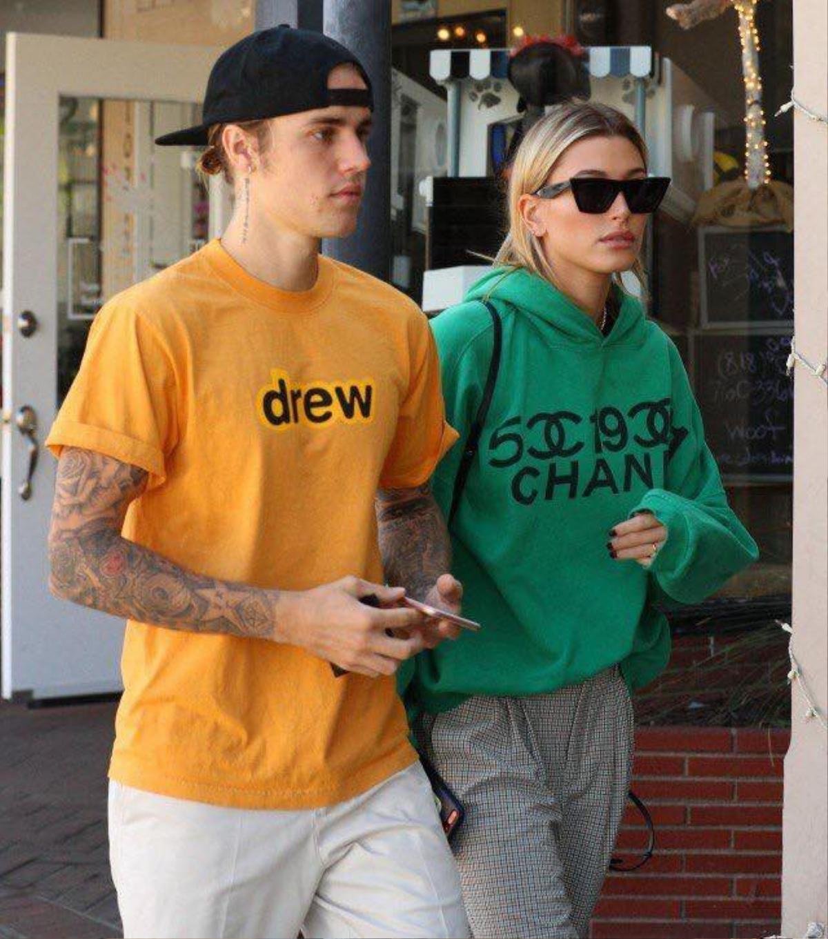 Hailey Bieber đăng ảnh ngọt ngào mừng sinh nhật Justin, 'đập tan' tin đồn 'hôn nhân rạn nứt' Ảnh 4