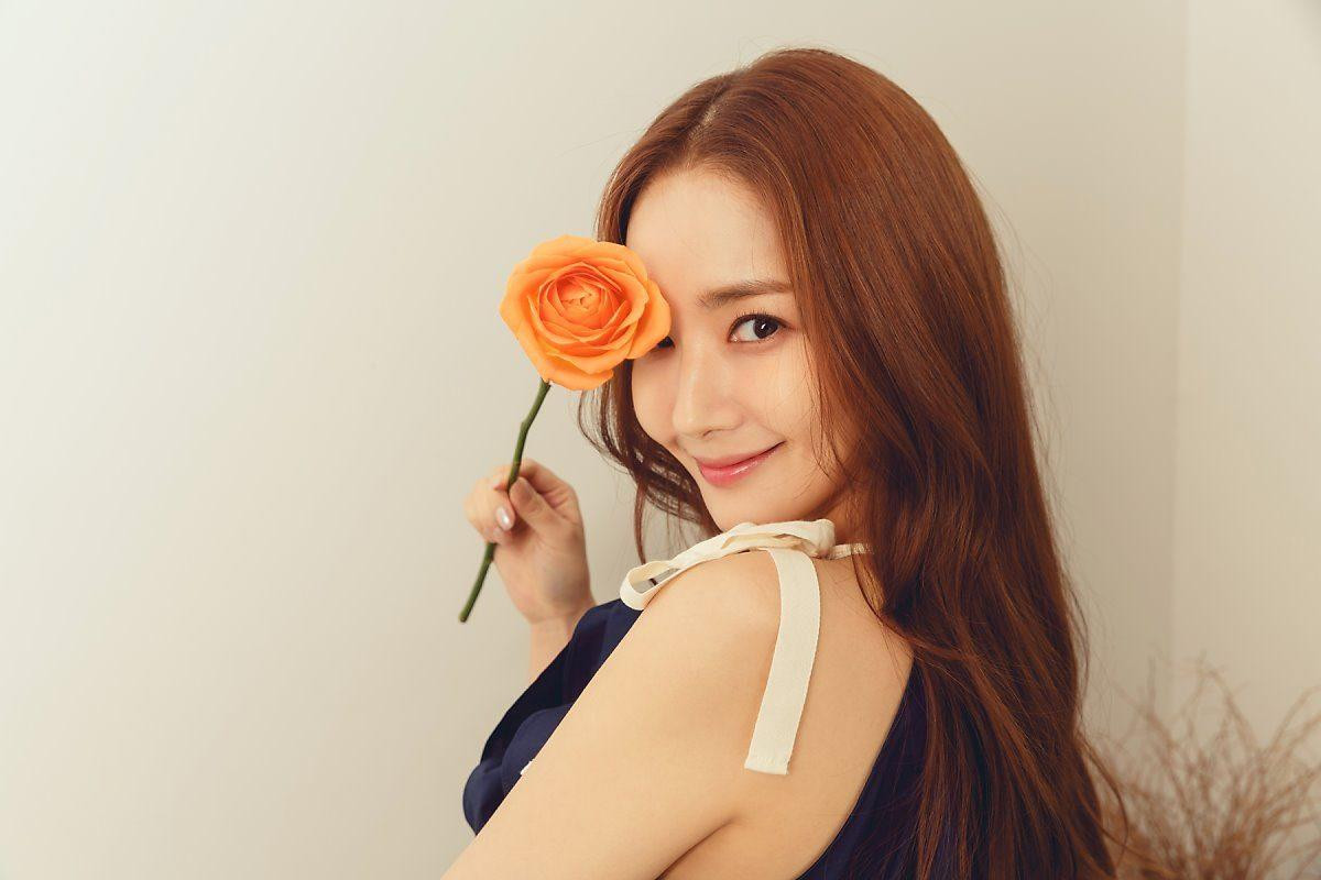 'Thách bạn không đổ': Ngắm loạt ảnh mới đẹp 'rụng rời' của Park Min Young đi rồi hãy trả lời nhé! Ảnh 21