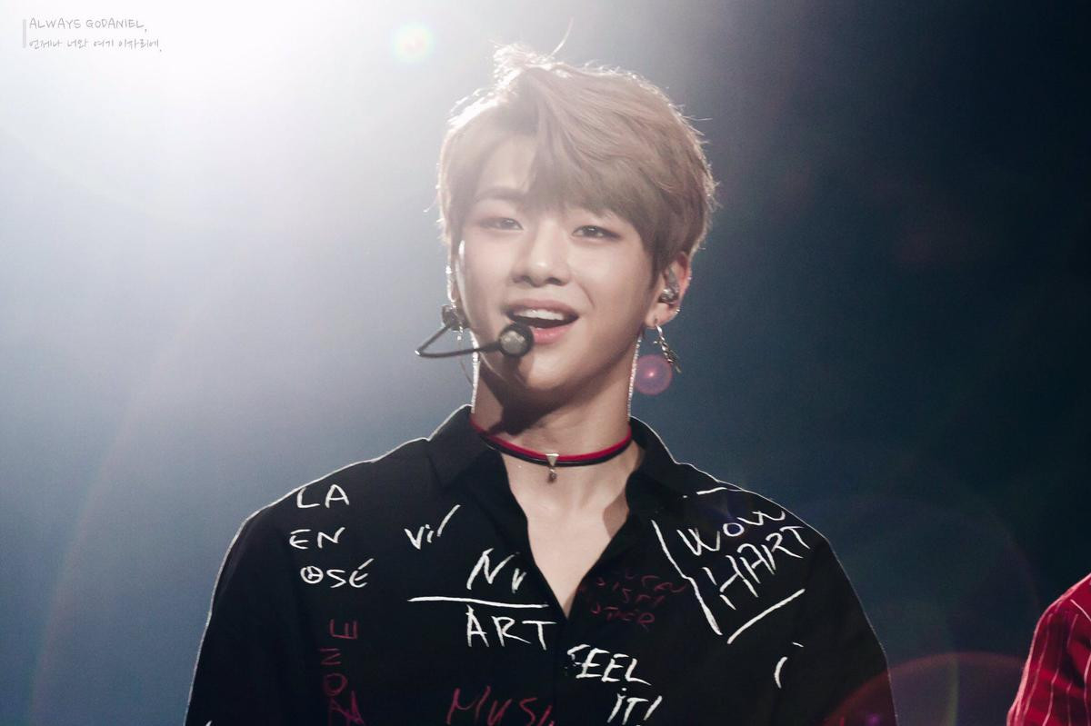 Một thời là 'Center quốc dân', thế mà Kang Daniel (WANNA ONE) cũng phải chật vật thế này hậu tan rã Ảnh 3