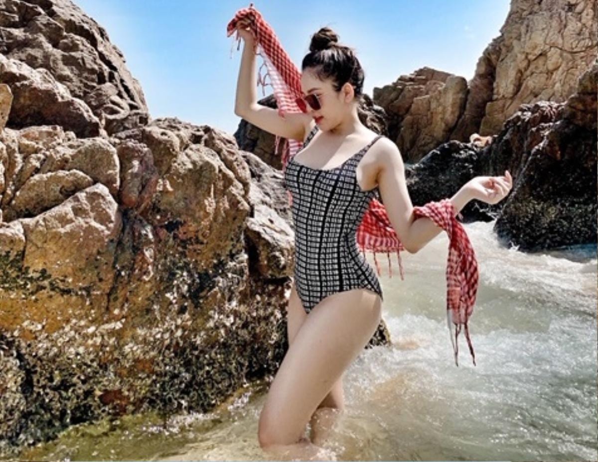 Hot girl Trâm Anh: 'Không nên mặc váy ngắn, bikini gây phản cảm' Ảnh 5