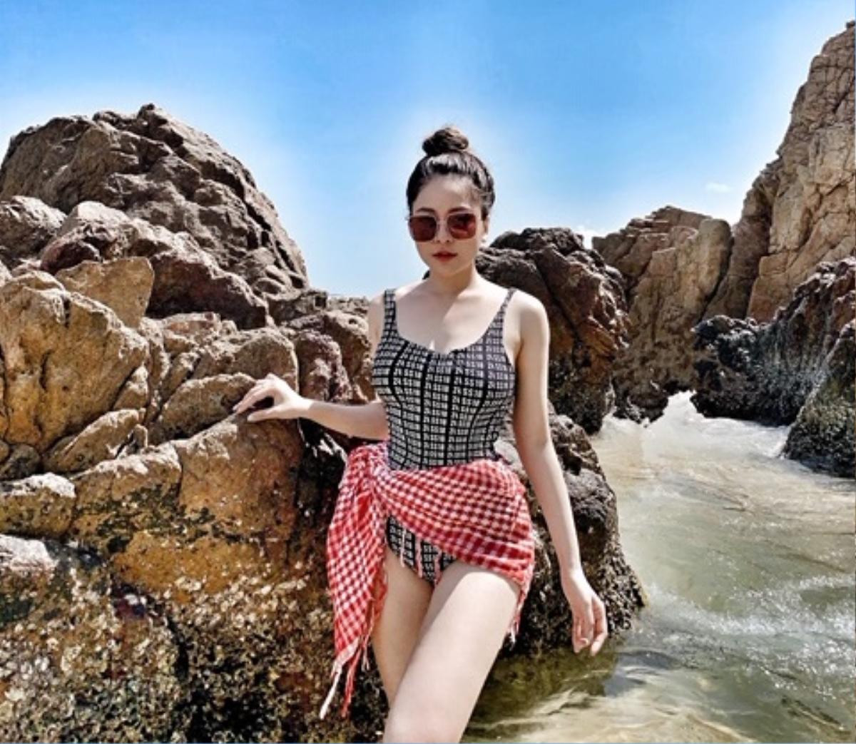 Hot girl Trâm Anh: 'Không nên mặc váy ngắn, bikini gây phản cảm' Ảnh 4