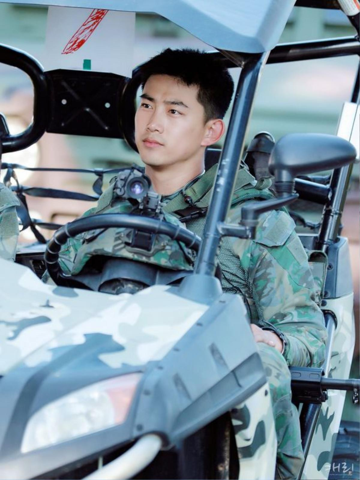 Từ hôm nay, hãy gọi Ok Taecyeon (2PM) là 'Captain Korea'! Ảnh 9