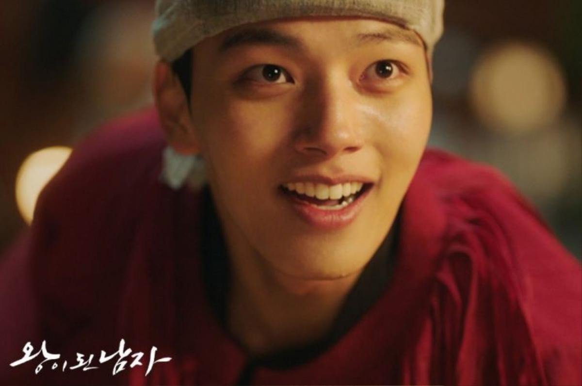 'The Crowned Clown' Yeo Jin Goo: 'Tôi muốn làm việc hơn là hẹn hò' Ảnh 6