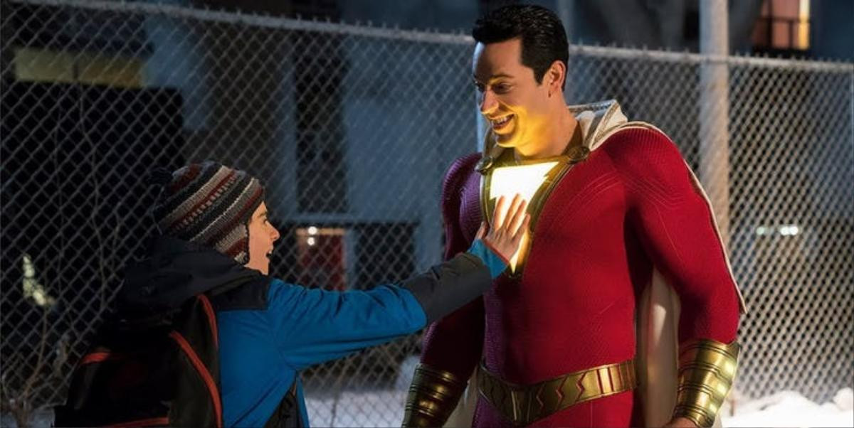 Giữa tâm bão Captain Marvel, DC đã chiếu sớm 'Shazam!' và đây là phản ứng của những khán giả đầu tiên Ảnh 1