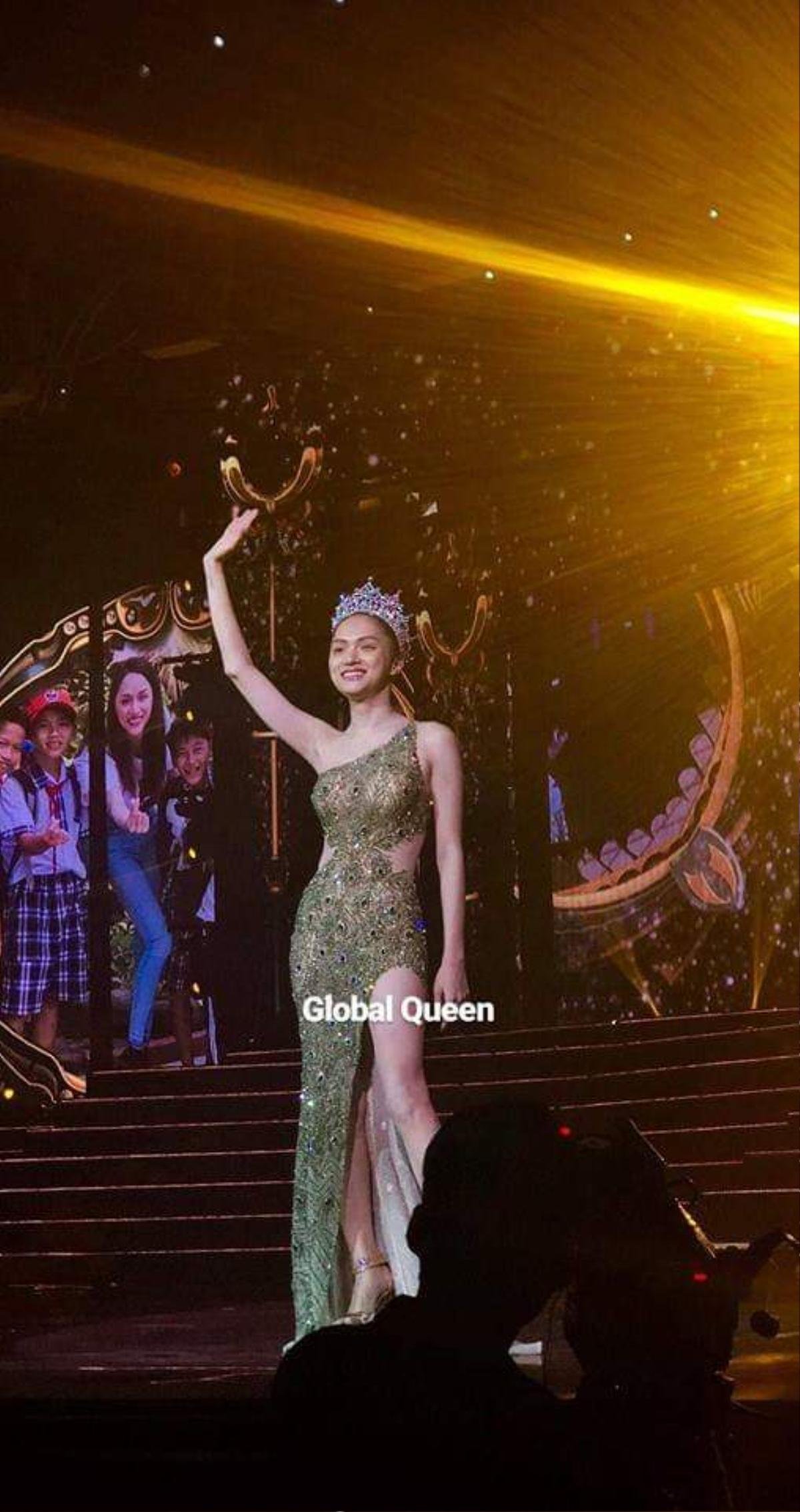 Hương Giang 'gây bão' khi hé lộ váy mặc chung kết Miss Int' Queen, đâu sẽ là chiếc đầm được chọn? Ảnh 5