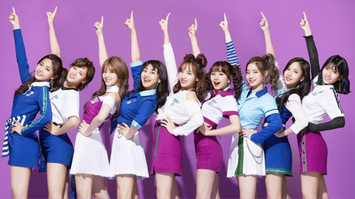 'Tân binh khủng long' IZ*ONE sánh bằng TWICE, vượt xa BLACK PINK với thành tích mới! Ảnh 3