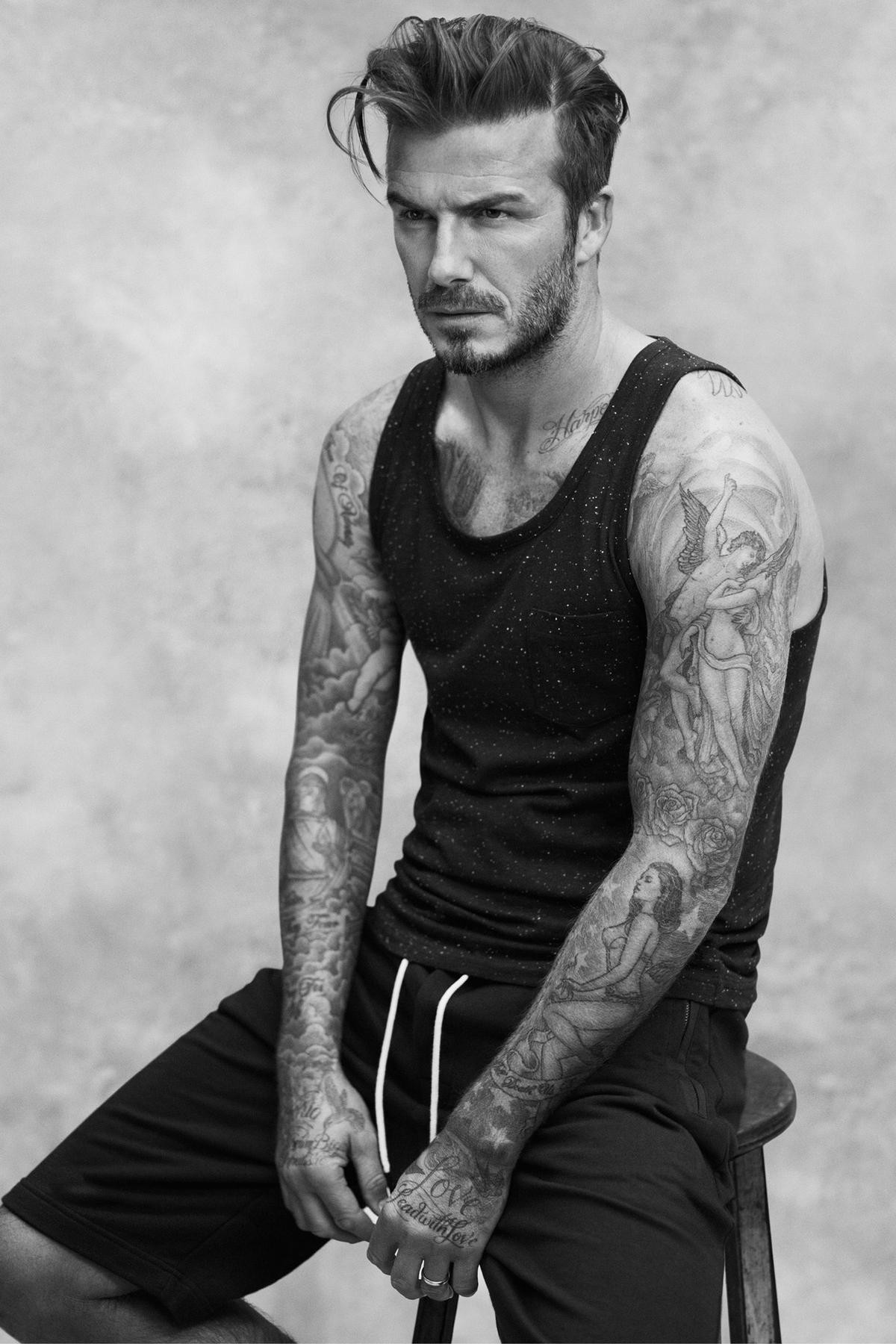 David Beckham bất ngờ xuất hiện tại phố đi bộ, fan Việt 'rần rần' đổ xô 'truy tìm hành tung' thần tượng Ảnh 5