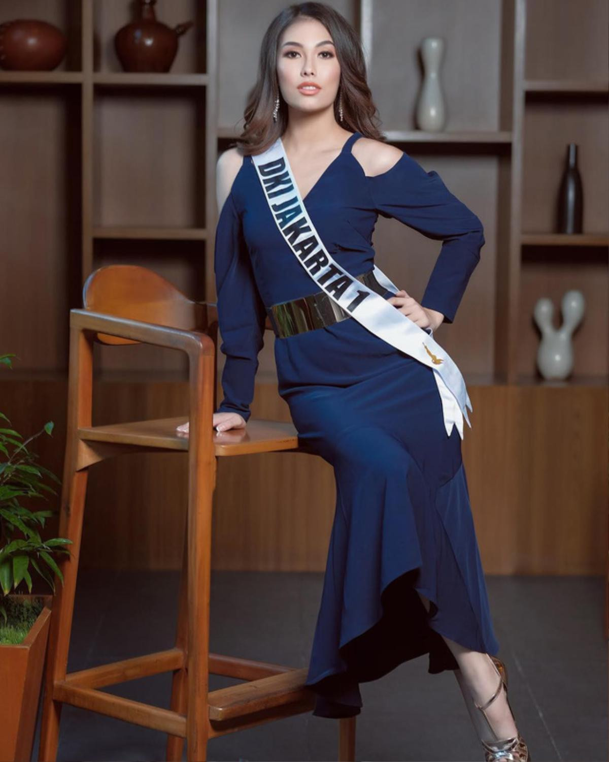 Xuất hiện đối thủ tuổi teen với nhan sắc ngắm hoài không chán của Hoàng Thùy ở Miss Universe 2019 Ảnh 10