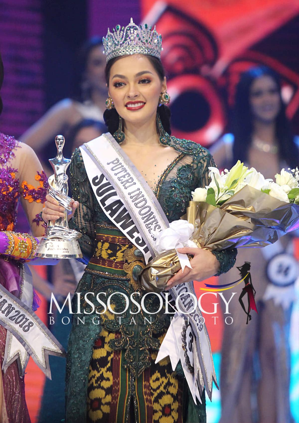 Xuất hiện đối thủ tuổi teen với nhan sắc ngắm hoài không chán của Hoàng Thùy ở Miss Universe 2019 Ảnh 11