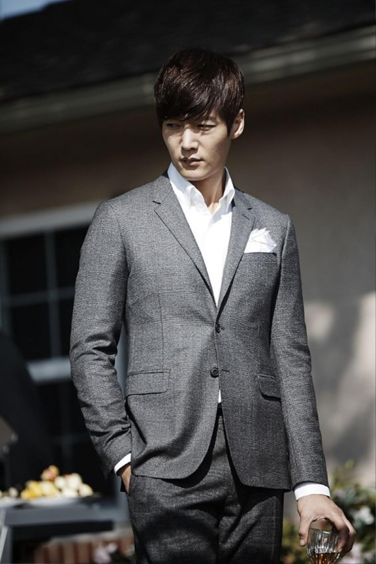 'Cận vệ' Choi Jin Hyuk gặp rắc rối thuở vào nghề: Rút cục nên cười hay khóc đây? Ảnh 7