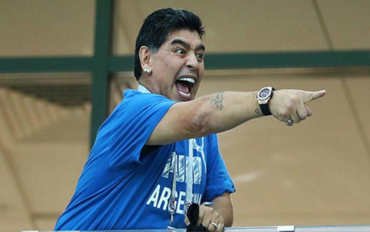 Ngủ với 2 phụ nữ, Maradona có 3 người con ngoài giá thú Ảnh 1