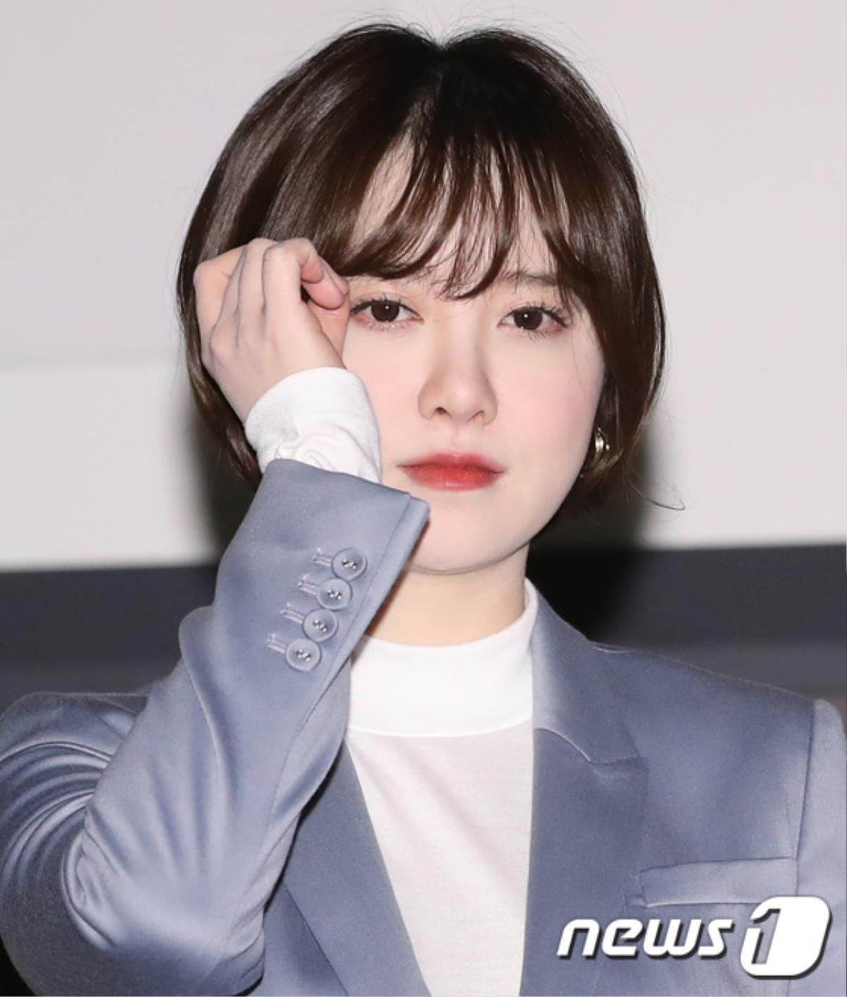 Trẻ xinh mũm mĩm tại sự kiện, K-net gọi 'nàng cỏ' Goo Hye Sun là ma cà rồng sau Jang Nara và Lee Young Ae Ảnh 4