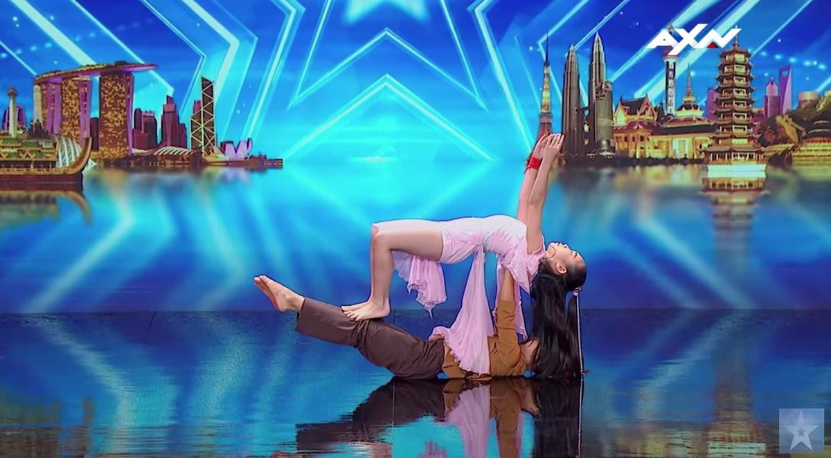 Cặp đôi nhí đến từ Việt Nam khiến sân khấu Asia's Got Talent 'vỡ òa': 'Bọn con sẽ cùng nhau nhảy đến già' Ảnh 2