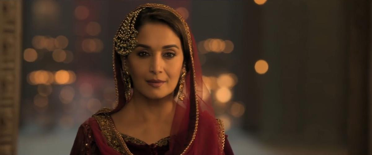 'Kalank': Trailer phim Ấn Độ nhưng lung linh, hấp dẫn không thua kém live-action của Disney Ảnh 5