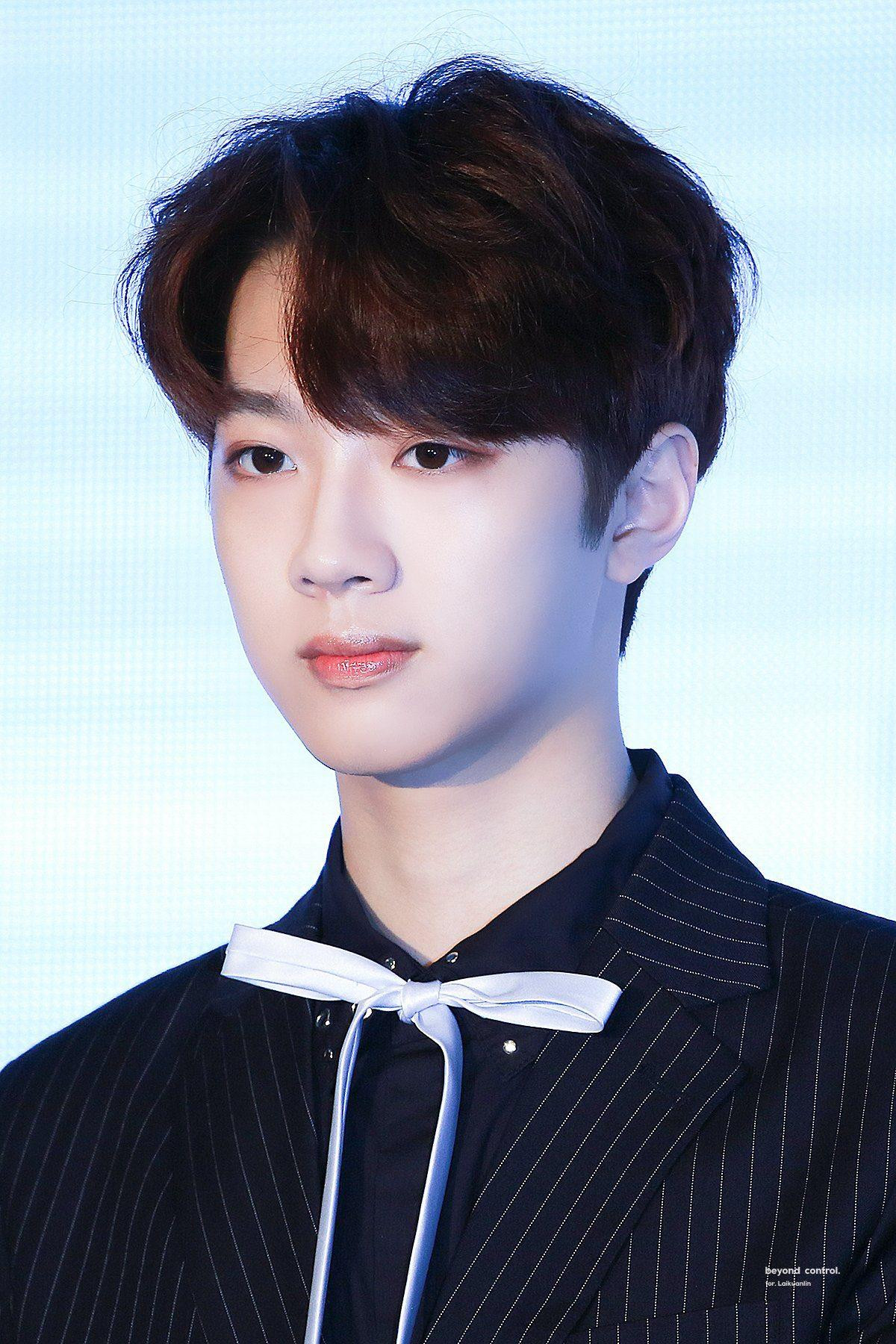 Wanna One và lời hứa ngọt ngào mang tên 'hẹn ngày tái ngộ' qua lời kể của em út Lai Kuan Lin Ảnh 3