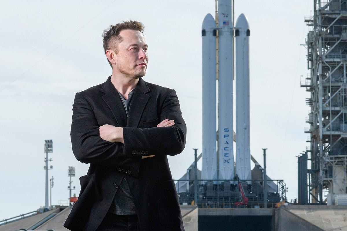 Elon Musk từng sống với 1 đô la một ngày và những bí mật thời thơ ấu của tỷ phú công nghệ Ảnh 8