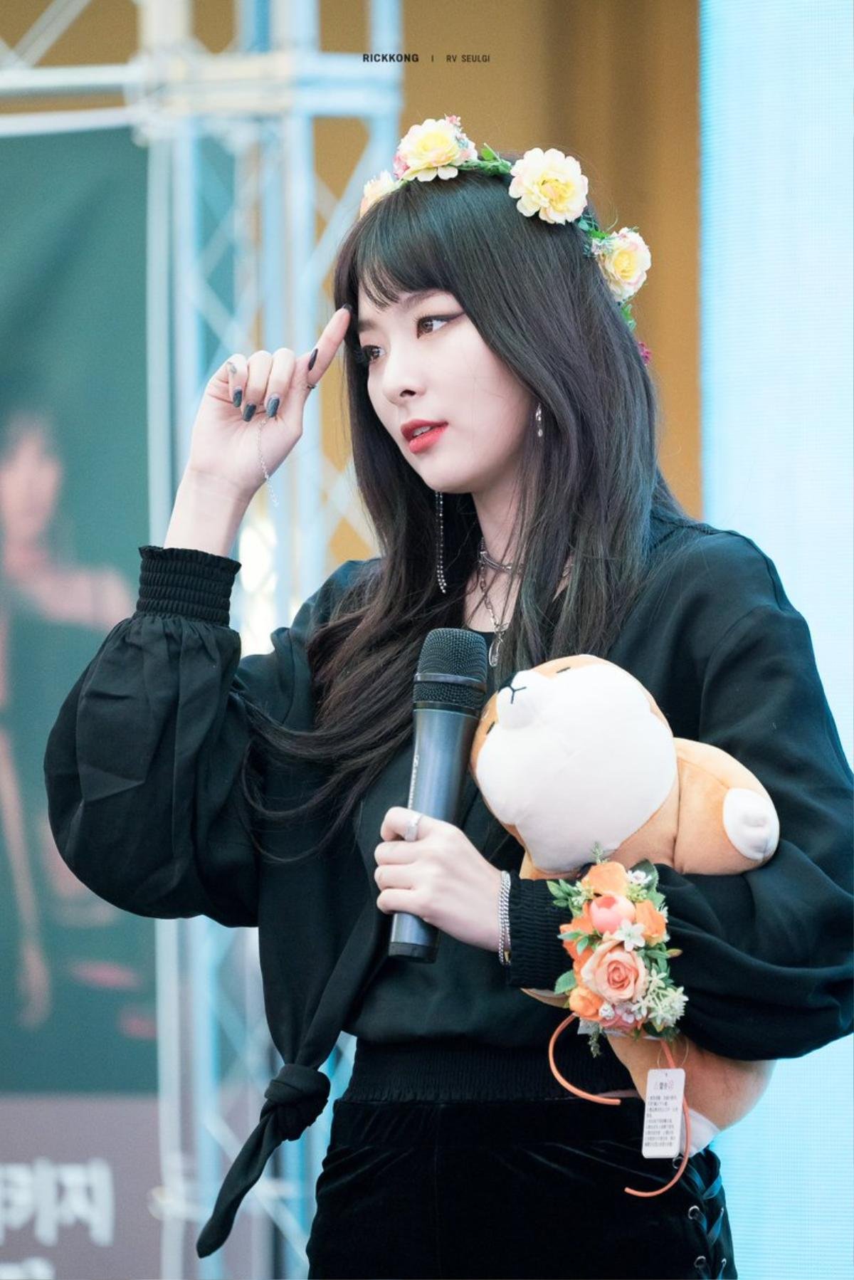 Seulgi (RedVelvet) với thời trang ngày thường nhưng không hề tầm thường Ảnh 6