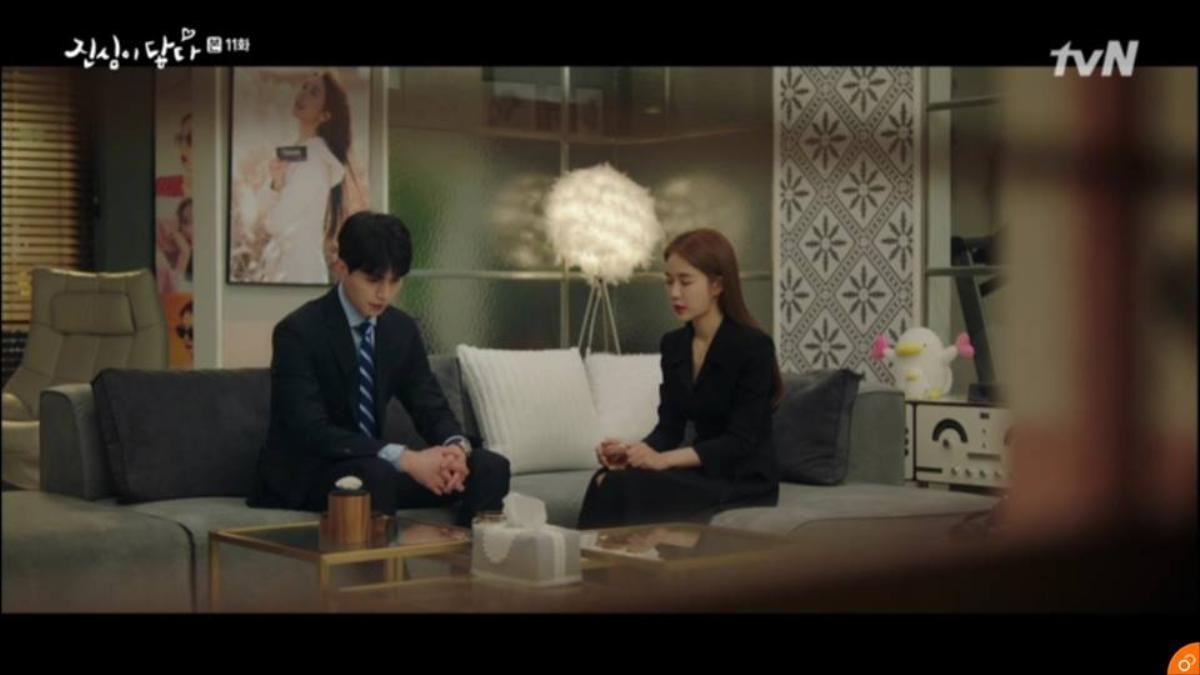 'Chạm vào tim em' tập 11: Yoo In Na bị 'tình cũ biến thái' hãm hại, Lee Dong Wook nổi giận vì bạn gái gặp chuyện Ảnh 4