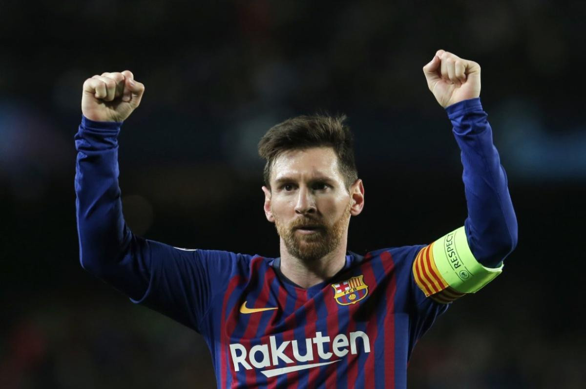 Barca đánh bại Lyon, Messi khiến Ronaldo phải 'cúi đầu' Ảnh 1